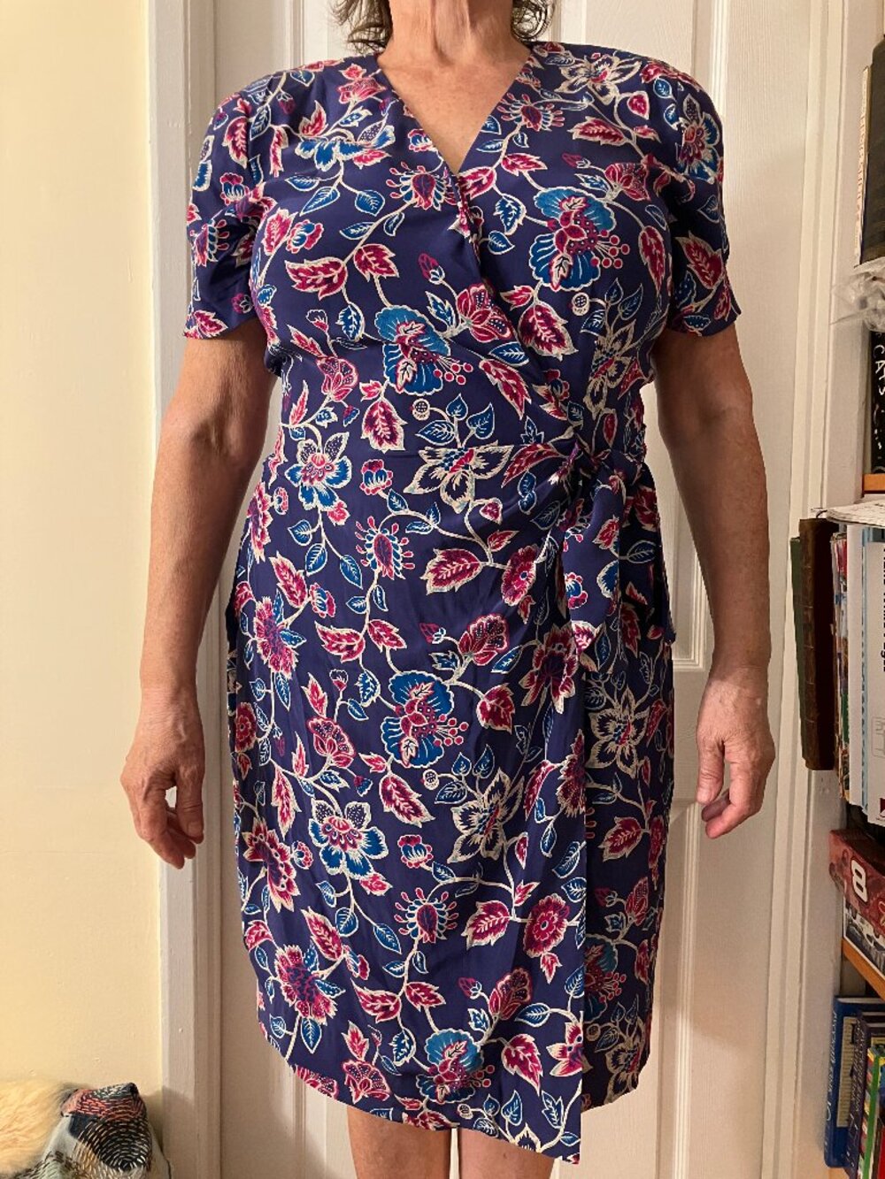 VTG ADRIANNA PAPELL  Navy  Blue floral midi wrap dress Silk Size 14